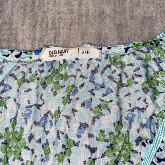Old Navy Floral Tank Tops - Set of 3 - Picture 6 of 15